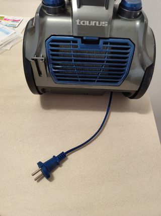 Aspirador Taurus Exeo 2500 Sin Bolsa