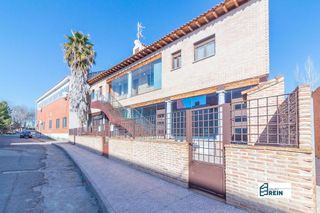 Local comercial en venta en Ugena