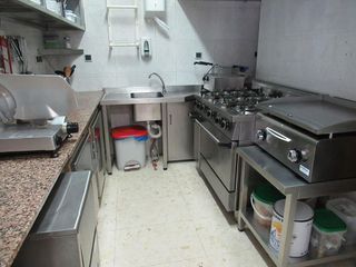 Local comercial en venta en Riazor - Los Rosales en Coruña (A)
