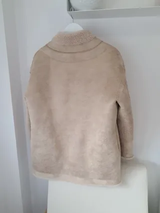 Pelliza reversible borreguito beige. Marca Civit