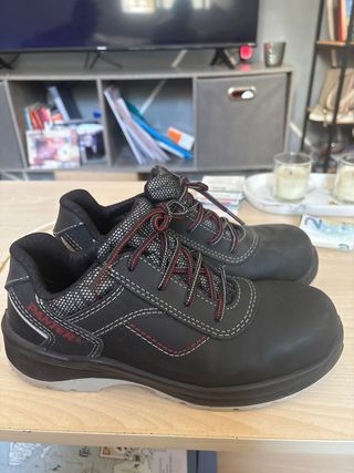 Zapatillas de seguridad Panter negras