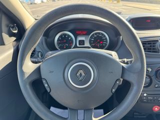 Renault Clio 2011