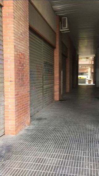 Local comercial en alquiler en Cappont en Lleida