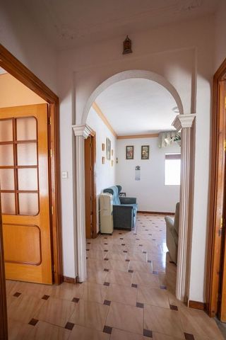 Casa adosada en venta en Archidona