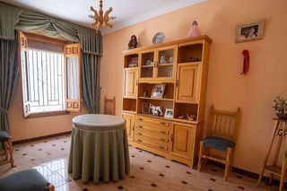 Casa adosada en venta en Archidona