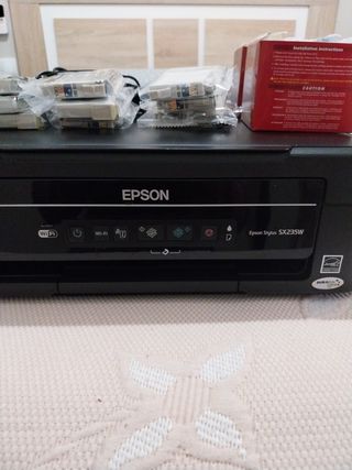 Impresora Epson Stylus SX235W + Cartuchos