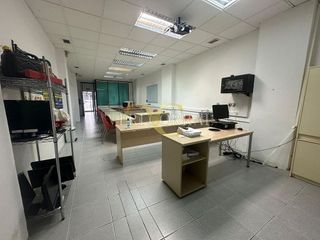 Local comercial en venta en La Ería - Masip en Oviedo