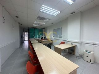 Local comercial en venta en La Ería - Masip en Oviedo