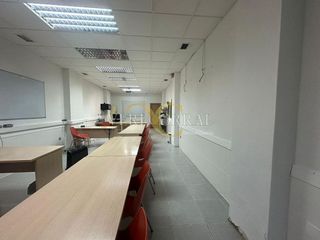 Local comercial en venta en La Ería - Masip en Oviedo