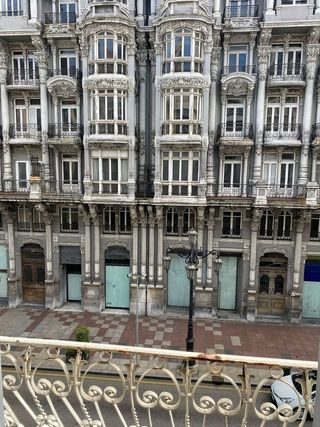 Piso en venta en Zona Teatro Campoamor en Oviedo