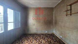 Piso en venta en Posío en Ourense