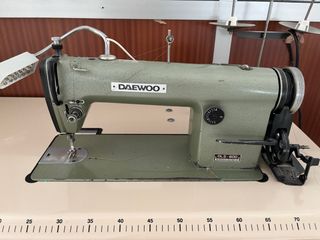 Máquina de coser industrial DAEWOO DLS-600