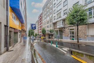 Local comercial en venta en Ensanche - Sar en Santiago de Compostela