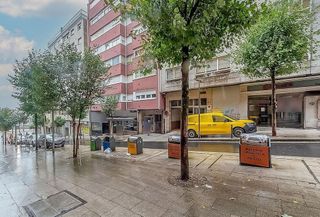 Local comercial en venta en Ensanche - Sar en Santiago de Compostela