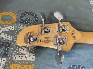 Bajo Ibanez TMB 100