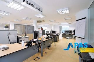 Oficina en venta en Numancia - San Fernando en Santander