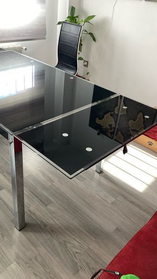 Mesa de comedor extensible de  cristal y metal