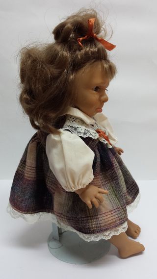 Muñeca Tipo Gestos  RF10
