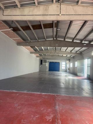 Nave industrial en venta en Tàrrega