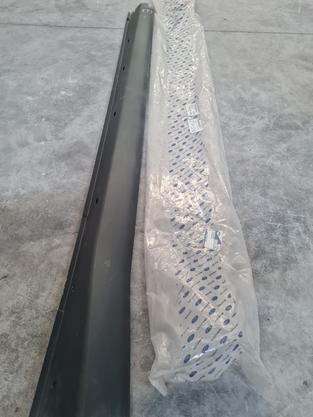 Estribo Ford 1111105