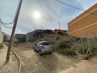 Chalet en venta en Huércal de Almería
