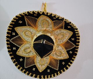 Sombrero Charro Mexicano Negro y Dorado