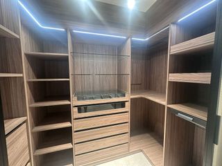 Local comercial en alquiler en Ensanche Centro - Puerto en Málaga