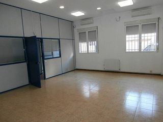 Local comercial en alquiler en Avda Europa - San Antón en Toledo