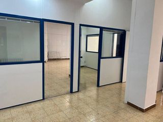 Local comercial en alquiler en Avda Europa - San Antón en Toledo