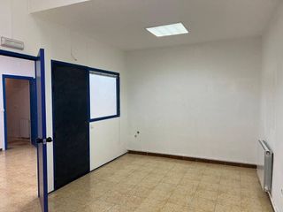 Local comercial en alquiler en Avda Europa - San Antón en Toledo