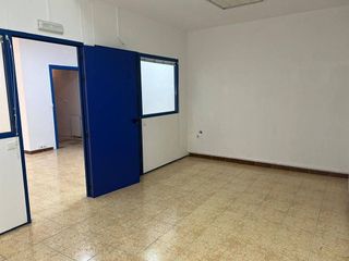 Local comercial en alquiler en Avda Europa - San Antón en Toledo