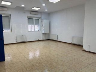 Local comercial en alquiler en Avda Europa - San Antón en Toledo
