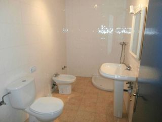 Local comercial en alquiler en Avda Europa - San Antón en Toledo