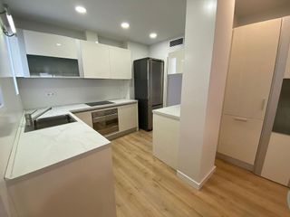 Piso en alquiler en Santa Cruz - Industria - Polígono Campollano en Albacete