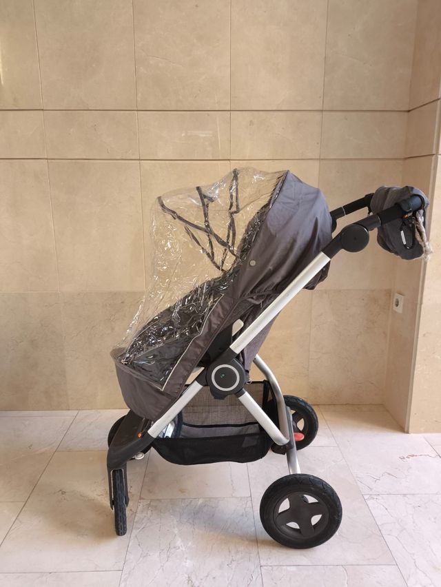 Carro Bebé Stokke Scoot Gris