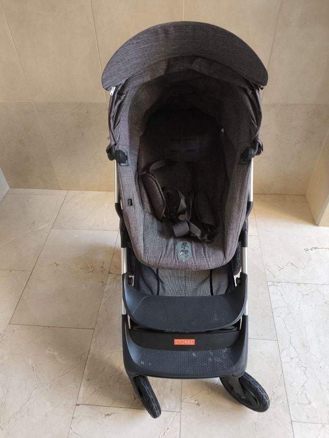 Carro Bebé Stokke Scoot Gris