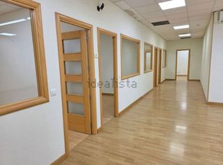 Local comercial en alquiler en Ugena