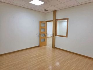 Local comercial en alquiler en Ugena
