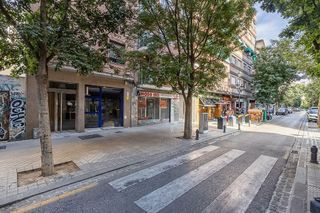 Local comercial en alquiler en Centro - Sagrario en Granada