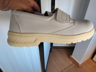 Zapatos de enfermera blancos talla 40