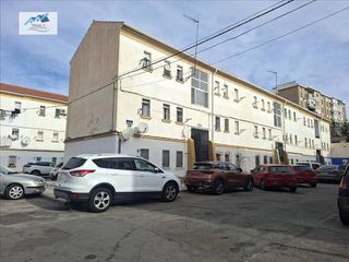 Piso en venta en Girón - Las Delicias - Tabacalera en Málaga
