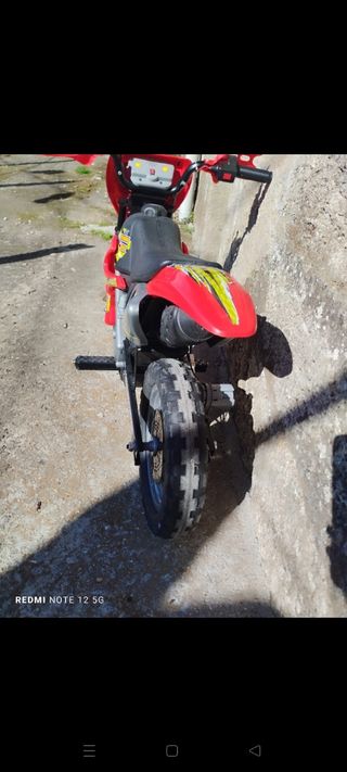 Moto Eléctrica Feber Roja