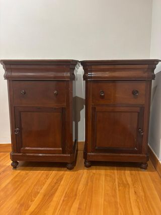Pareja Mesitas Noche Madera Antiguas