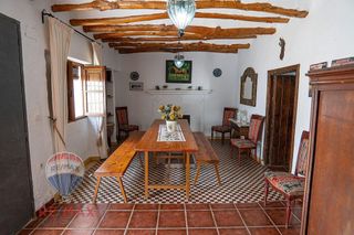 Cortijo en venta en Archidona