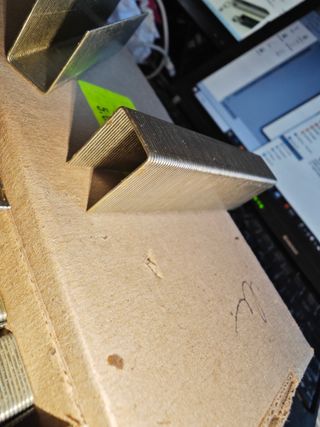 10000 Punti Metallici Zincati 12-20mm