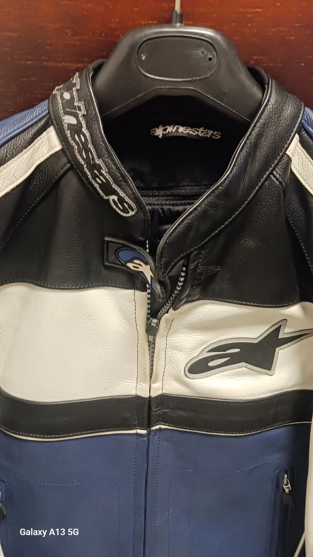 Chaqueta de moto Alpinestars azul y blanca.Talla S