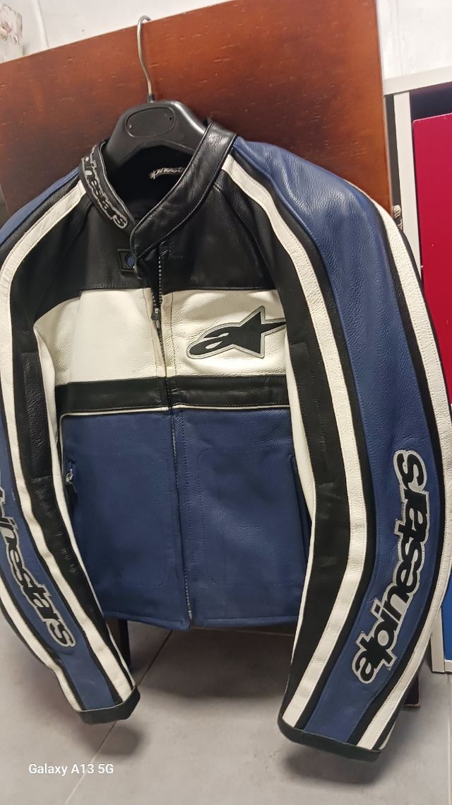 Chaqueta de moto Alpinestars azul y blanca.Talla S