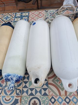 Lote 8 defensas para embarcación
