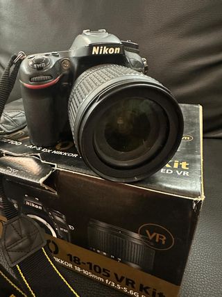 Nikon D7100 + Lente 18-105mm VR