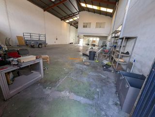 Nave industrial en alquiler en Carrús Est - Camí dels Magros en Elche